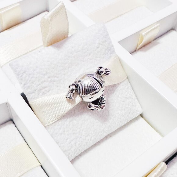 925 Sterling Silver Little Girl With Teddy Bead Charm Bead Fits Pandora Bracelet - Picture 5 of 8